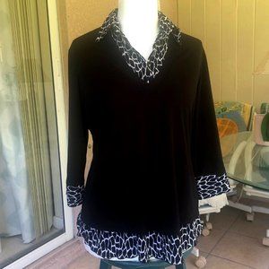 Nice women long-sleeved top by CANDA Collection